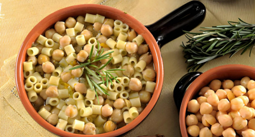 Pasta e ceci vegana cremosa: ricetta autunnale semplice e ricca di gusto